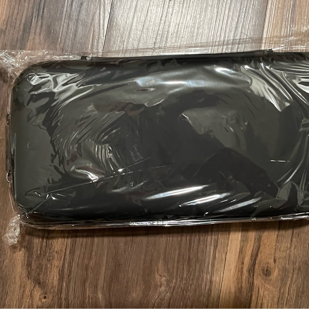Sleek Black Nintendo Switch 2 Protective Carrying Case